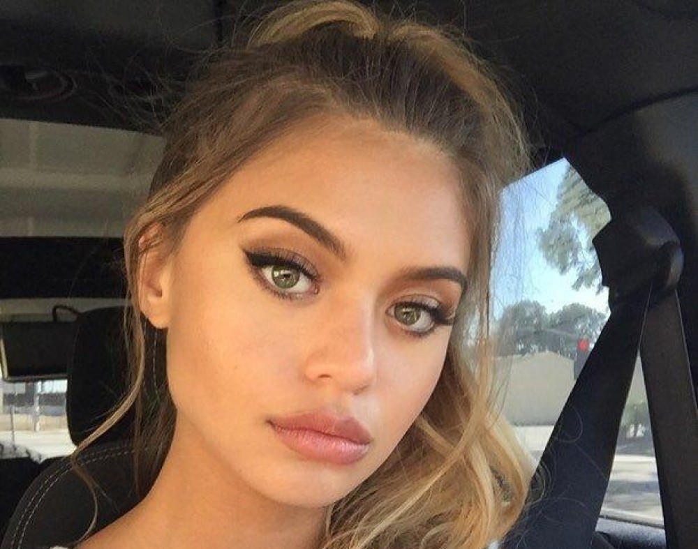 Индивидуалка Карина фото № 2 в городе Великий Новгород