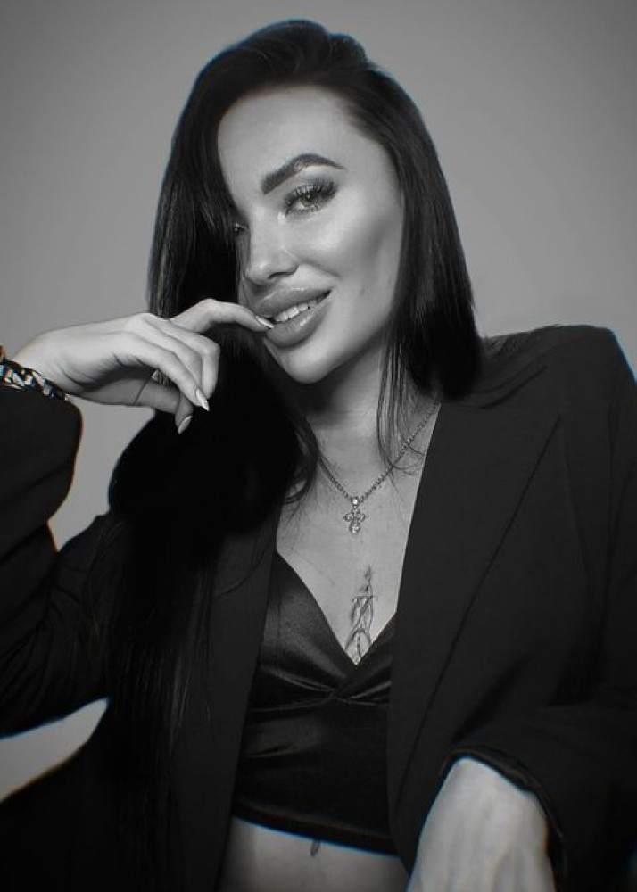 Индивидуалка Аделина главное фото в городе Великий Новгород 