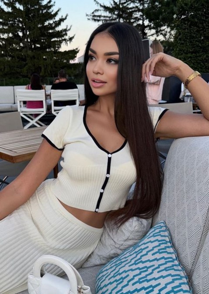 Индивидуалка Алина фото № 2 в городе Великий Новгород