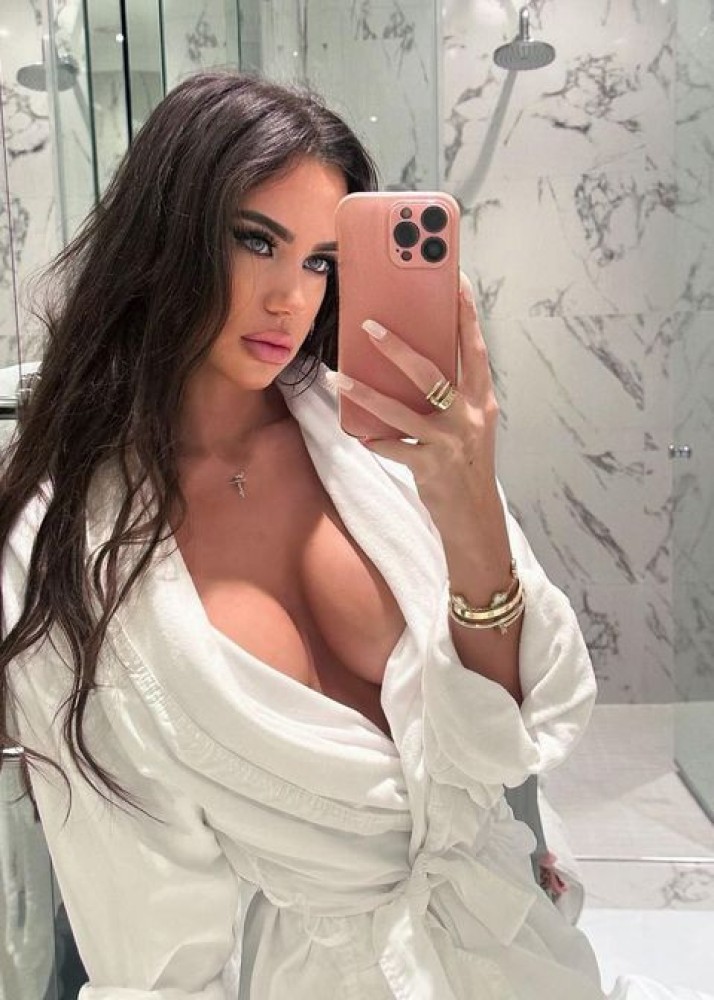 Индивидуалка Азалия фото № 2 в городе Великий Новгород